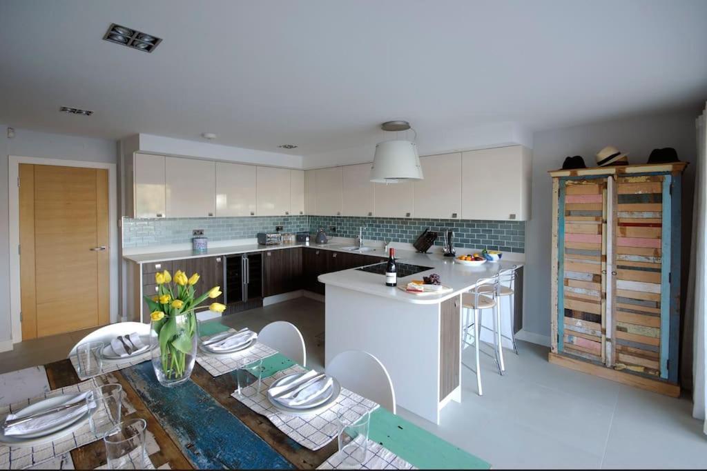 The Oars - Riverfront Property Χένλεϊ ον Τέιμς Εξωτερικό φωτογραφία